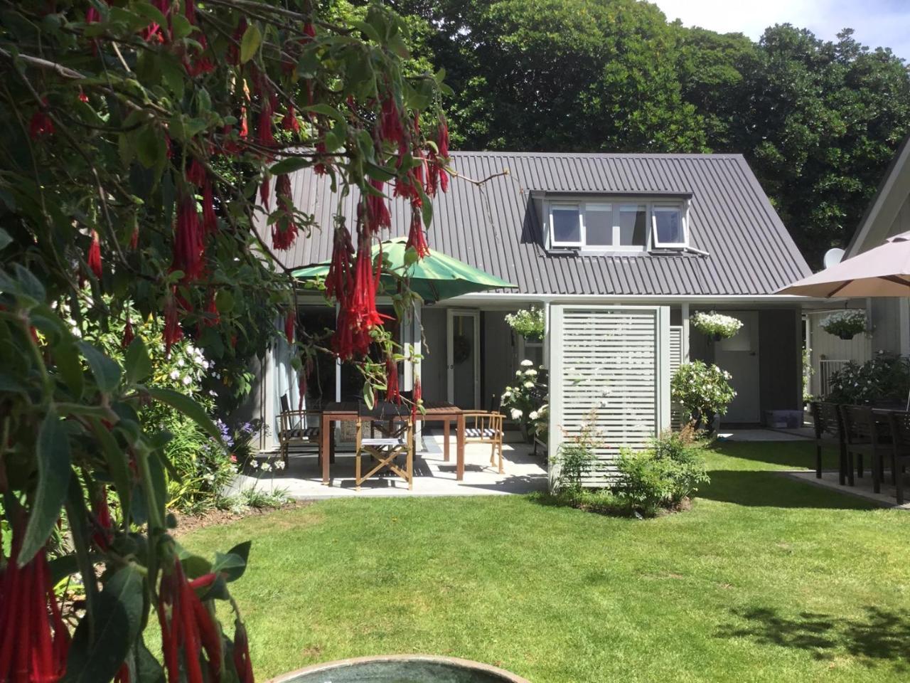 Sunny Glen Cottage Waikanae Buitenkant foto